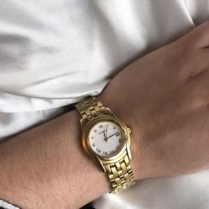 gucci gold vintage watch